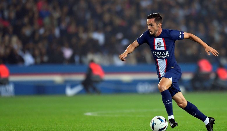 In July 2019, the Madrid native joined Paris Saint-Germain. In the Rouge & Bleu colours, he scored 22 goals and provided 12 assists in 98 games. With the club from the capital, Pablo Sarabia has added two French League titles (2020, 2022), two Coupe de France (2020, 2021), one Coupe de la Ligue (2020) and three Trophée des Champions (2019, 2020, 2022) to his trophy collection. He won the U19 Euros (2011) and the U21 Euros (2013) with the national youth teams, the Spanish international has 26 caps with La Roja (9 goals) and took part in the 2022 FIFA World Cup in Qatar.