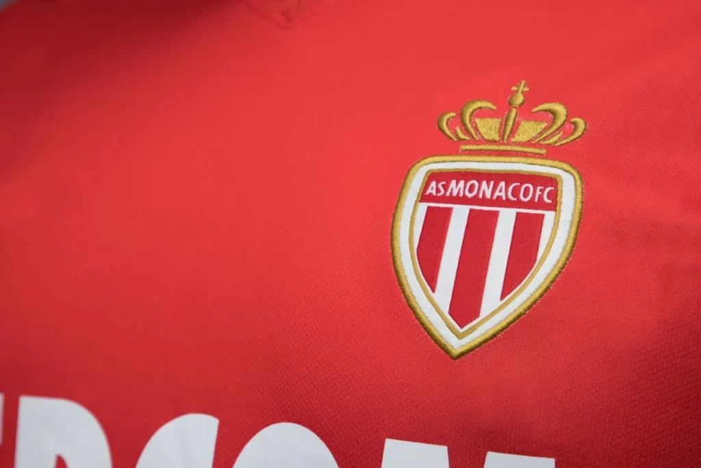 PSG szykuje czwartą ofertę za Maghnesa Akliouche’a. AS Monaco oczekuje 70 milionów euro AS Monaco - logo 3